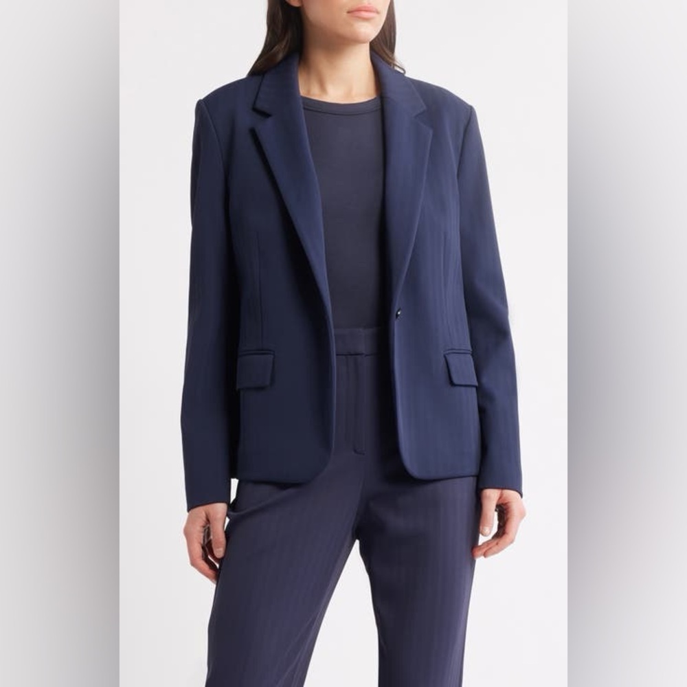 0152 - Elegant Navy Women's Blazer